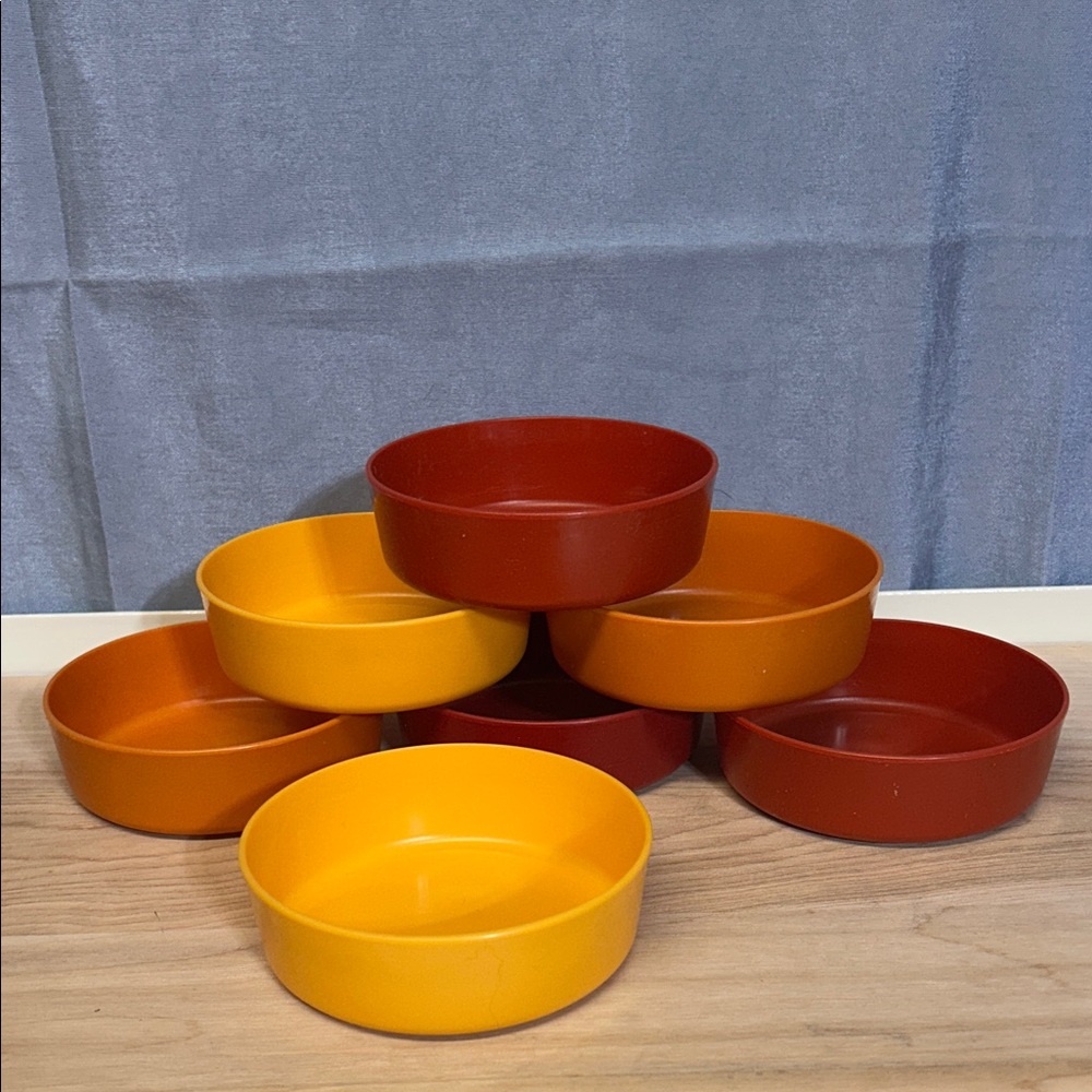 VINTAGE TUPPERWARE #1286 (7) LITTLE WONDERS BOWLS (FALL COLORS)